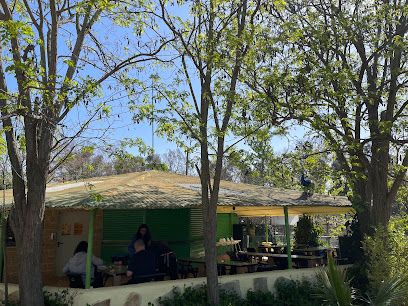 Camping Privado Caravan Garden